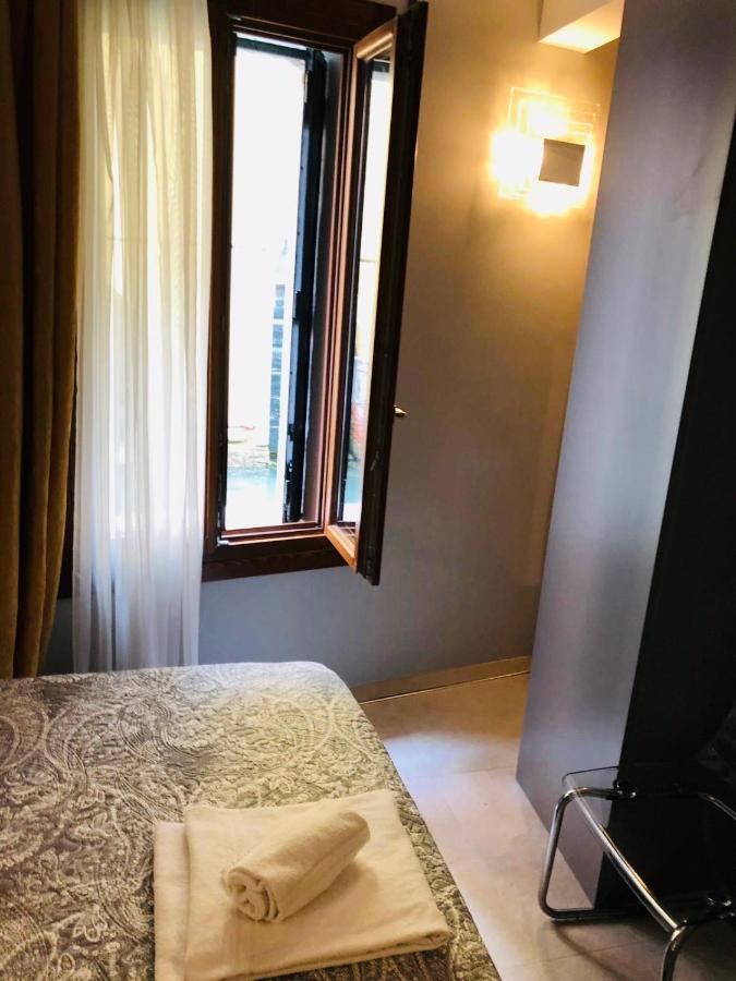 Suite Dream On The River Venedig Exterior foto